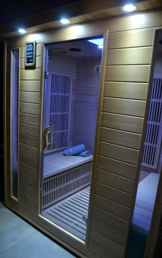 Chalet Avec Jacuzzi, Billard, Jardin Clos, Proche Paradiski La Plagne