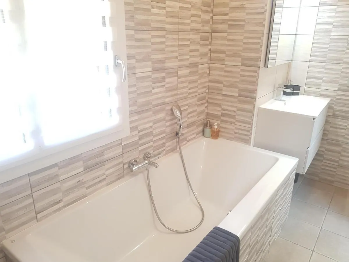 Chalet Avec Jacuzzi, Billard, Jardin Clos, Proche Paradiski La Plagne
