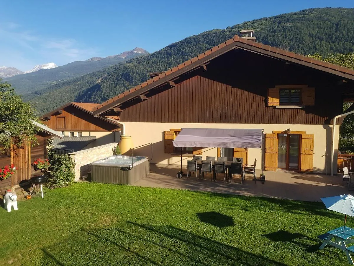 Chalet Avec Jacuzzi, Billard, Jardin Clos, Proche Paradiski La Plagne