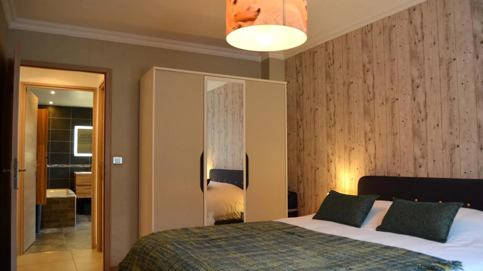 Chalet Avec Jacuzzi, Billard, Jardin Clos, Proche Paradiski La Plagne