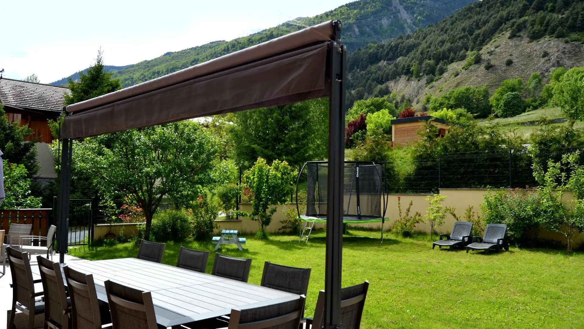 Chalet Avec Jacuzzi, Billard, Jardin Clos, Proche Paradiski La Plagne 0*,  France