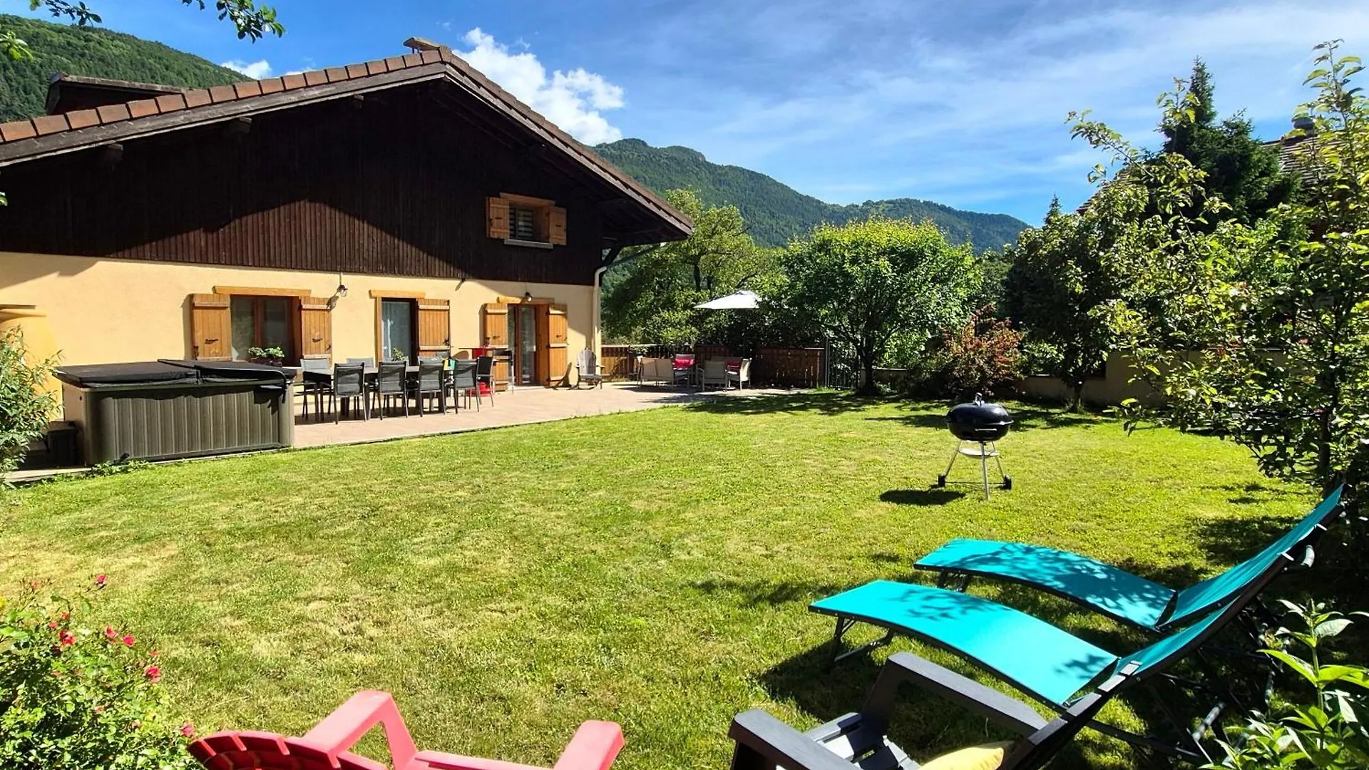 Chalet Avec Jacuzzi, Billard, Jardin Clos, Proche Paradiski ラ・プラーニュ 0*,  フランス